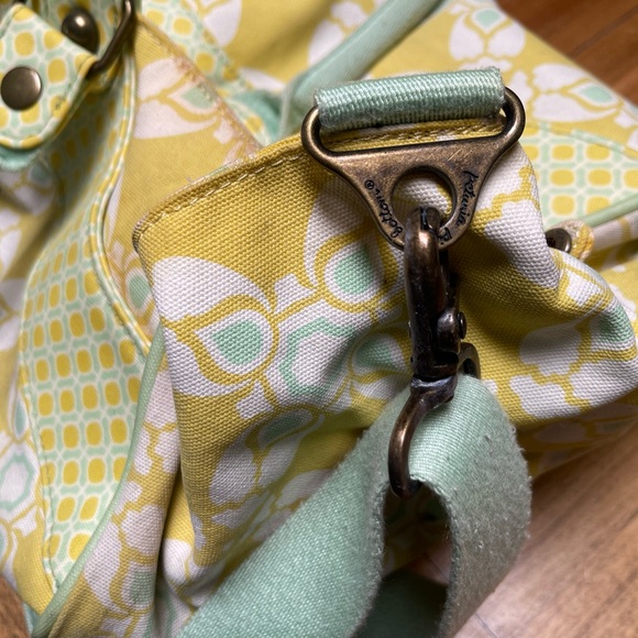 Petunia Pickle Bottom bright diaper bag - Picture 4 of 6